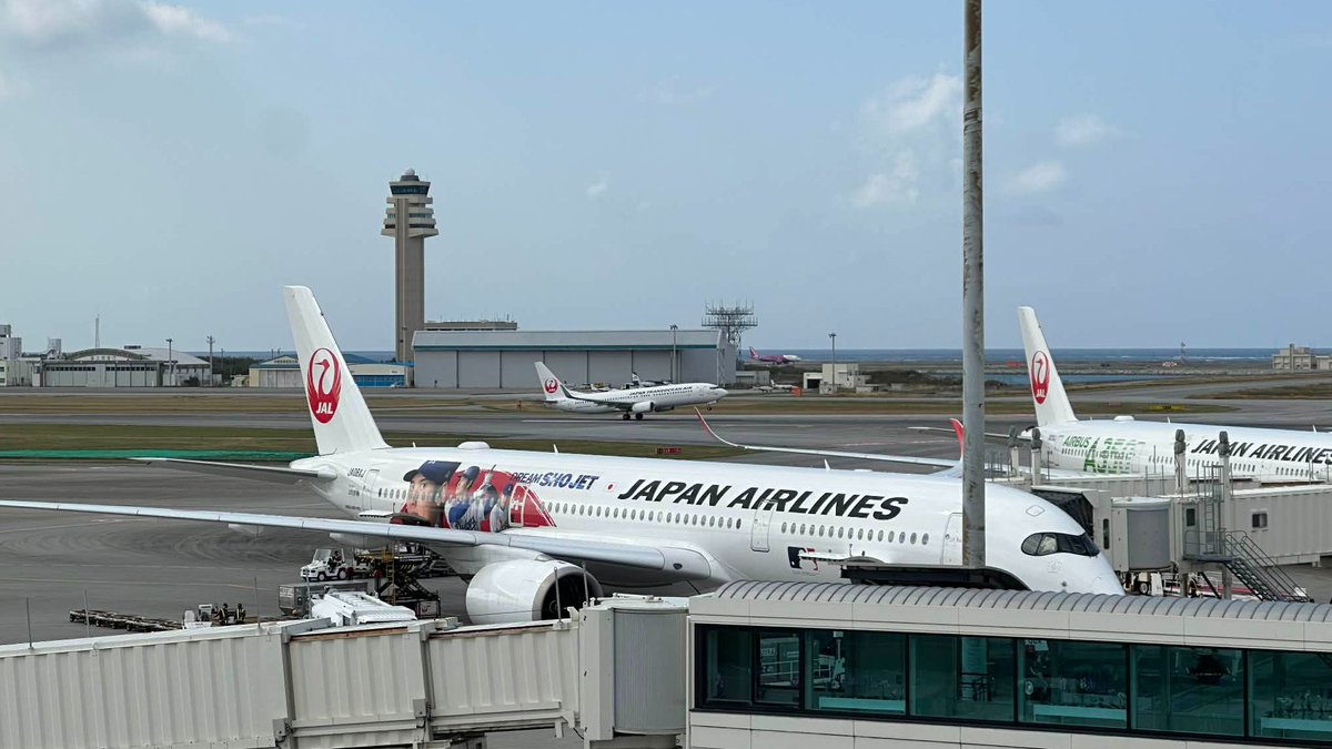 🗓️นับถอยหลัง 1 สัปดาห์ที่สายการบิน ANA และ Japan Airlines จะขึ้นค่าธรรมเนียมน้ำมัน 

⭐️ถ้ากดจองวันนี้ จะบินเมื่อไหร่ก็ได้ ยังจ่ายเรตเดิม 
🔴แต่ถ้าจอง 1 พ.ค.69 เป็นต้นไป โดนเรตใหม่

กรุงเทพฯ-ญี่ปุ่น 
ANA-29,000เยน(5,850 บาท) 
JAL-29,600เยน (5,970 บาท)

/แพงขึ้นเยอะ รีบตัดสินใจน้าา