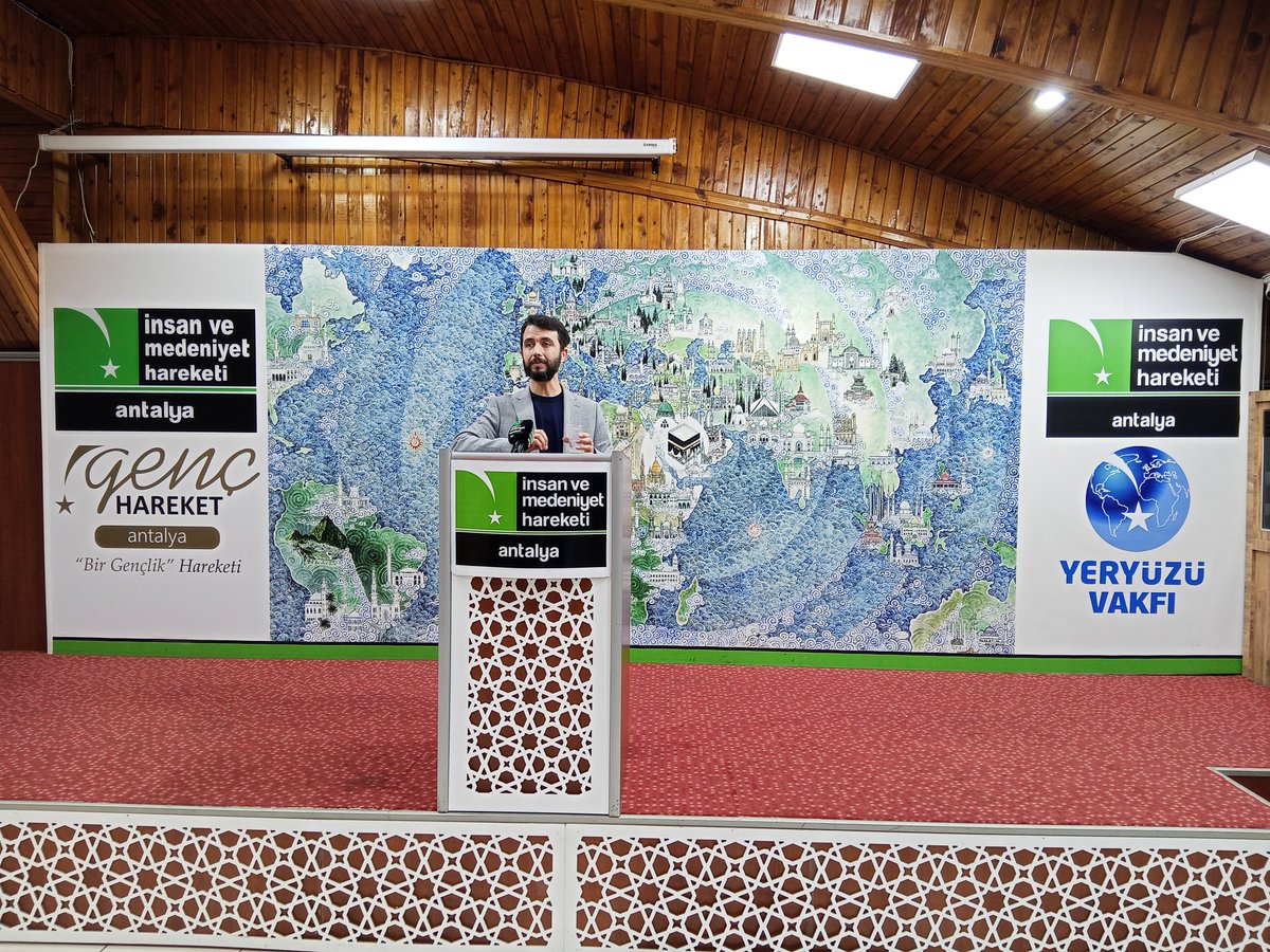 imhantalya's tweet photo. "Her Aya Bir Rehber" konferanslarımız kapsamında, Mustafa ESER Hocamızın anlatımı ile, "Ben"den "Biz"e Mesuliyet" konulu konferans gerçekleştirildi.

Yarınlar yorgun olanların değil, rahatından vazgeçenlerin olacaktır...

@insanmedeniyet @imh_etkinlik @FaaliyetSayfasi https://t.co/tVhBkX6jU4