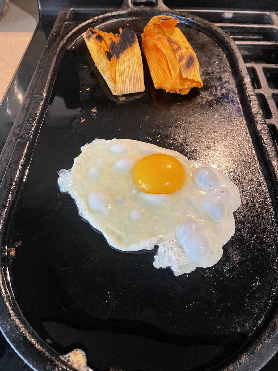 Miranduh tweet media