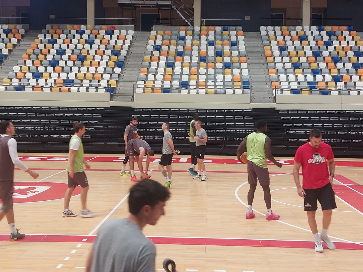 Insolac Caja 87 Basket tweet media