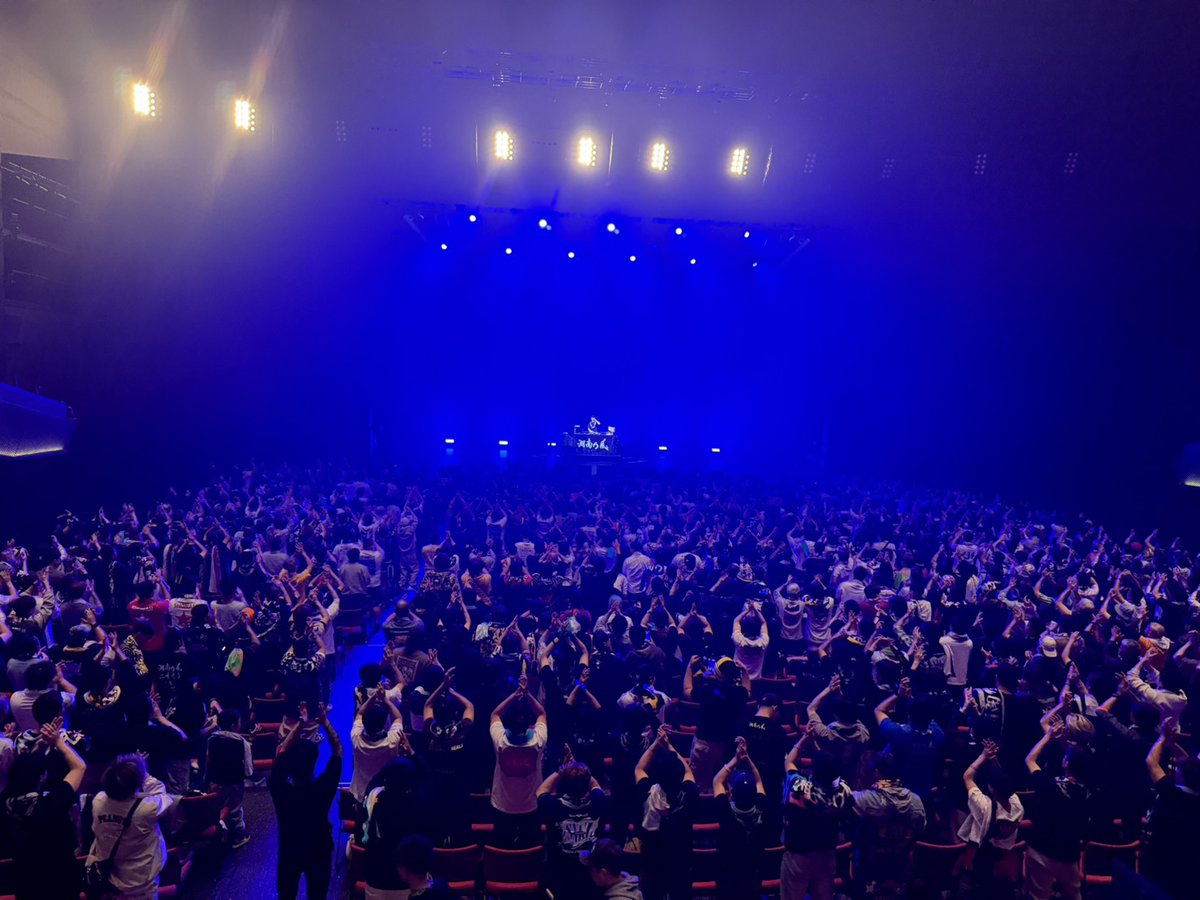 🎙️湘南乃風LIVE🎙️
『バイトするならentry』の寺本社長に同行して、湘南乃風LIVEに行ってきました👍寺本社長‼️ごっちゃんです🥰
#湘南乃海 #湘南乃風 #バイトするならエントリー #LIVE #ライブ #神奈川県 #神奈川県出身 #神奈川県民 #湘南 #shonan