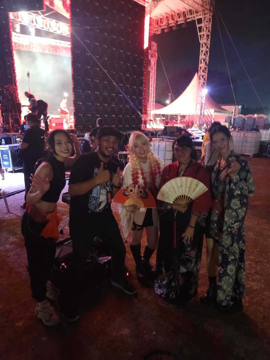 NicDroid tweet media