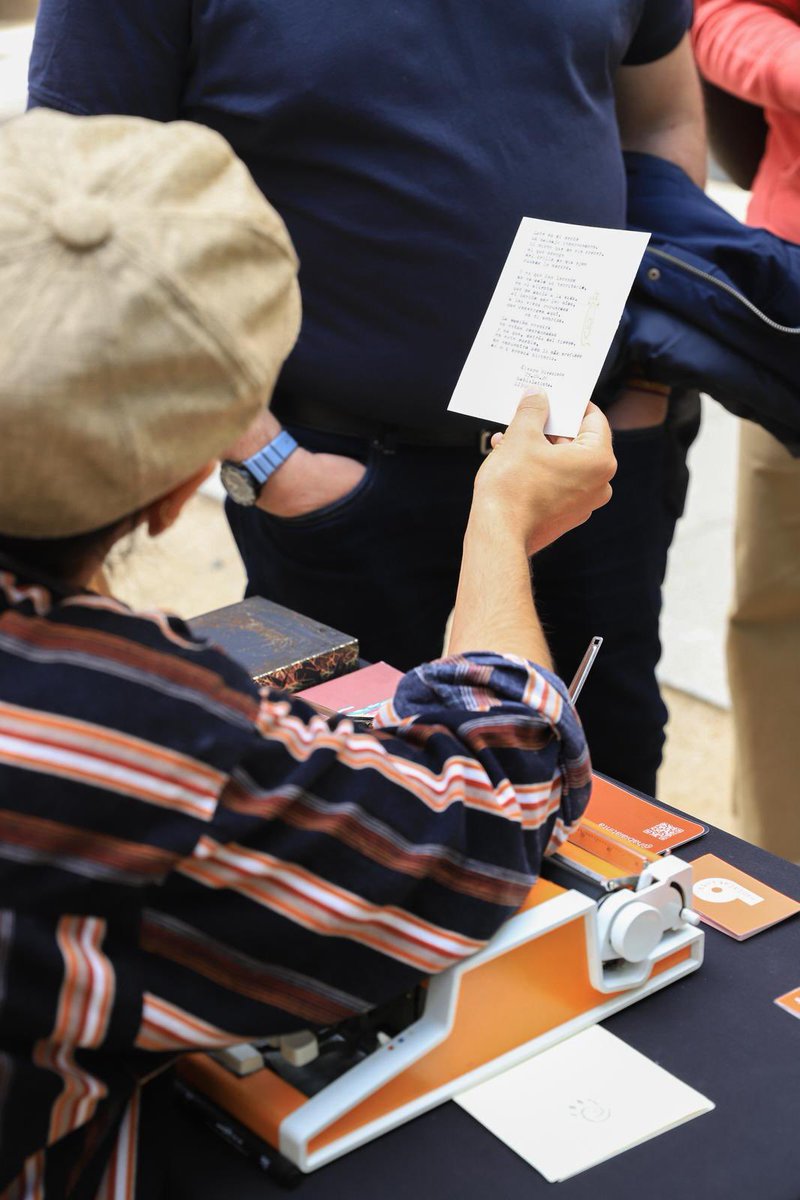 #LIBROMAD tweet media