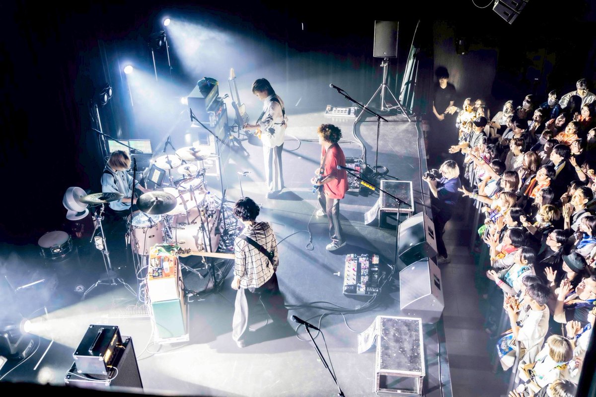 _kanaboon's tweet photo. 【#KBクリティカルヒットパレード】

KANA-BOON 47都道府県TOUR
「CRITICAL HIT PARADE」

🗾25/47：奈良県
奈良 EVANS CASTLE HALL

ありがとうございました！✨

photo by @akaikai_69
＿＿＿＿＿＿＿＿

 NEXT>>>>周南 RISIN GHALL
https://t.co/BVHuExHYA4 https://t.co/uhYhAPPP44