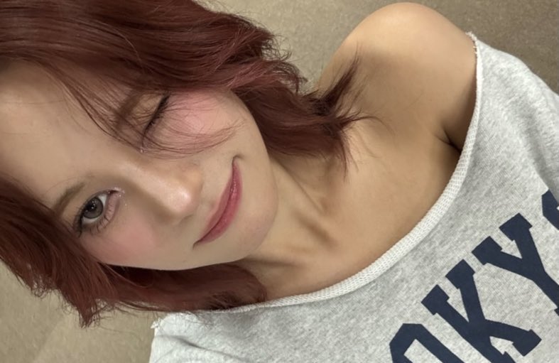 ひてり tweet media