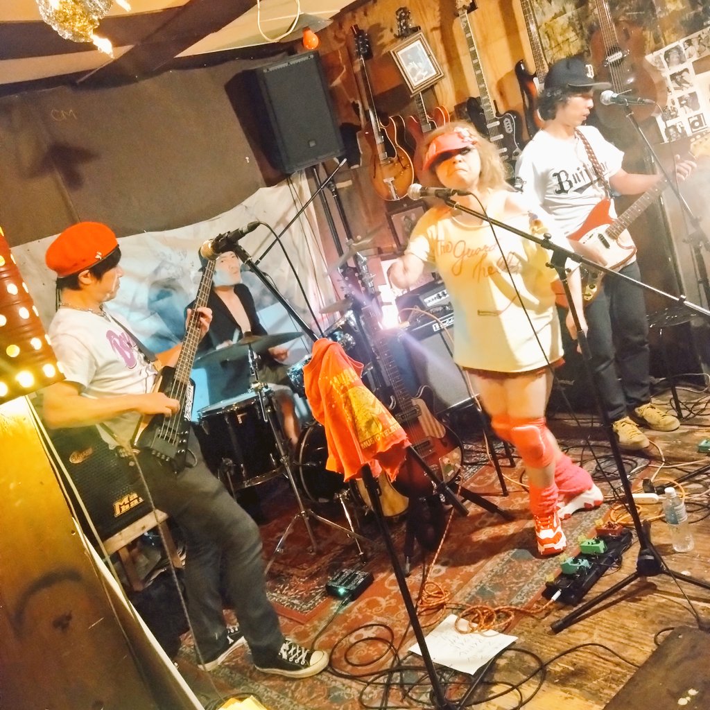 アンコロ tweet media