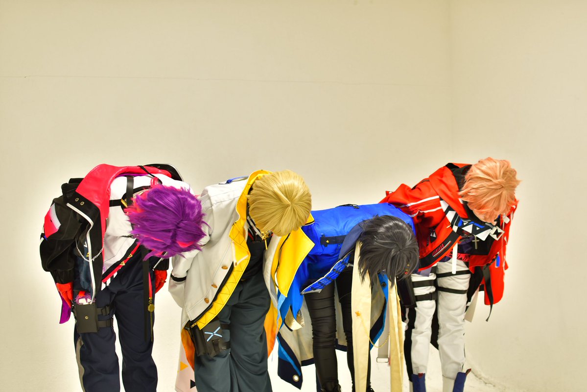 Cosplay 🌈🕒vlt

⋆. ݁┈┈┈┈┈┈┈┈┈┈┈┈┈┈┈┈┈┈ ݁.⋆

全員！カメラマンとアシスタントに礼だ！

⋆. ݁┈┈┈┈┈┈┈┈┈┈┈┈┈┈┈┈┈┈ ݁.⋆

📸栗花落夏木さん