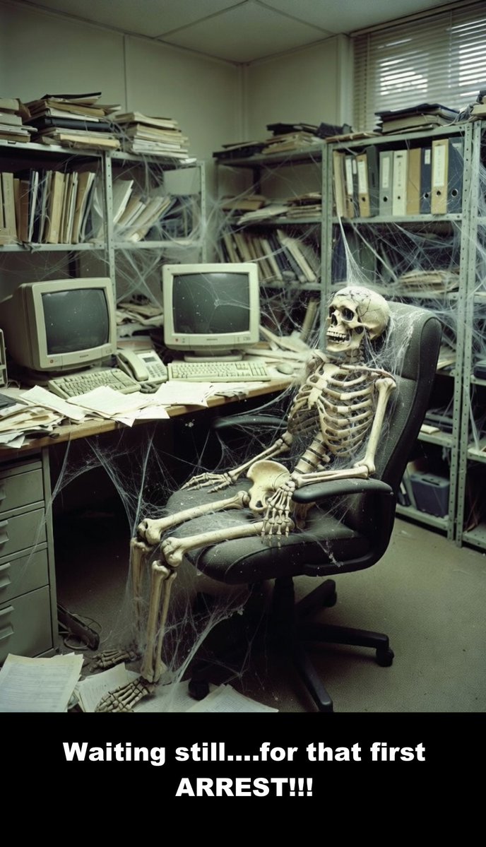 Larrythebaldguy or else! tweet media