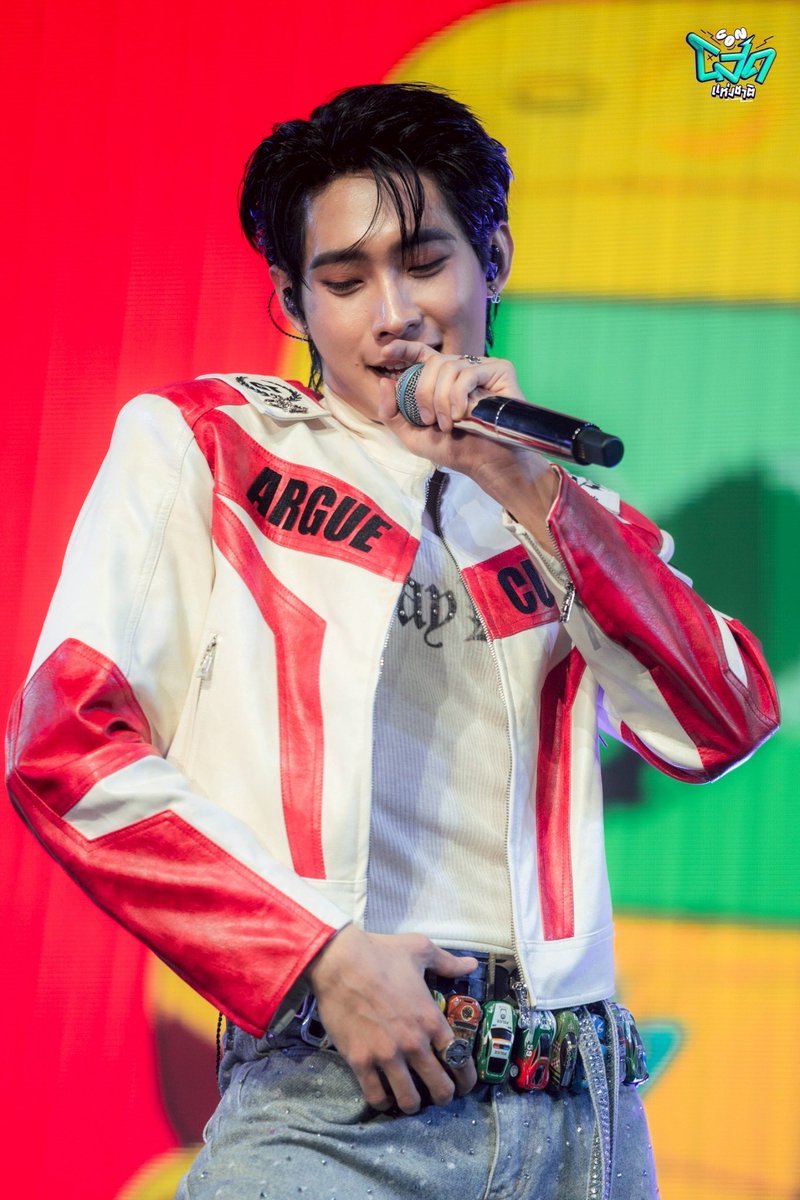 consodfest tweet media