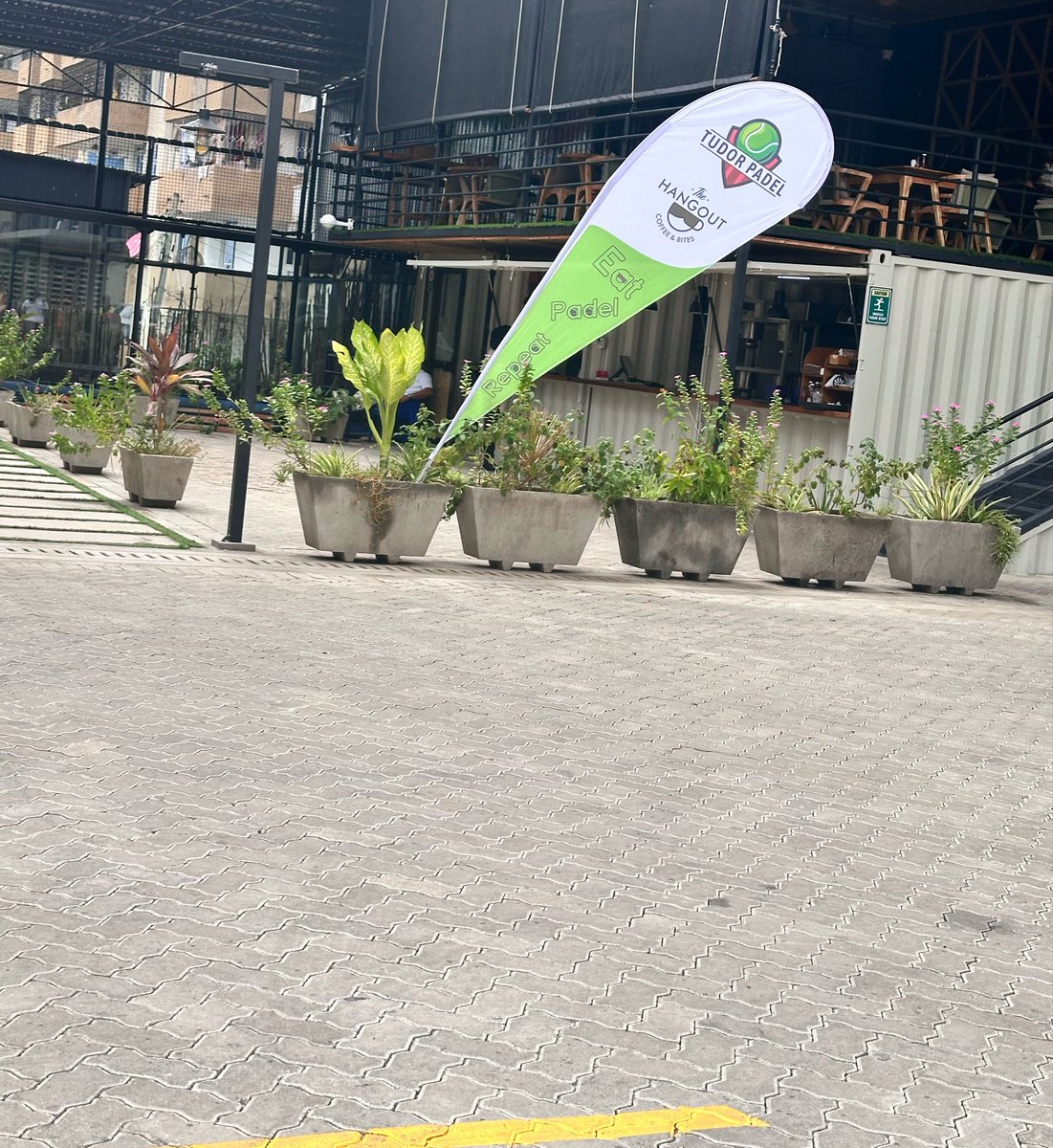 Dr. Ho Yinsen tweet media