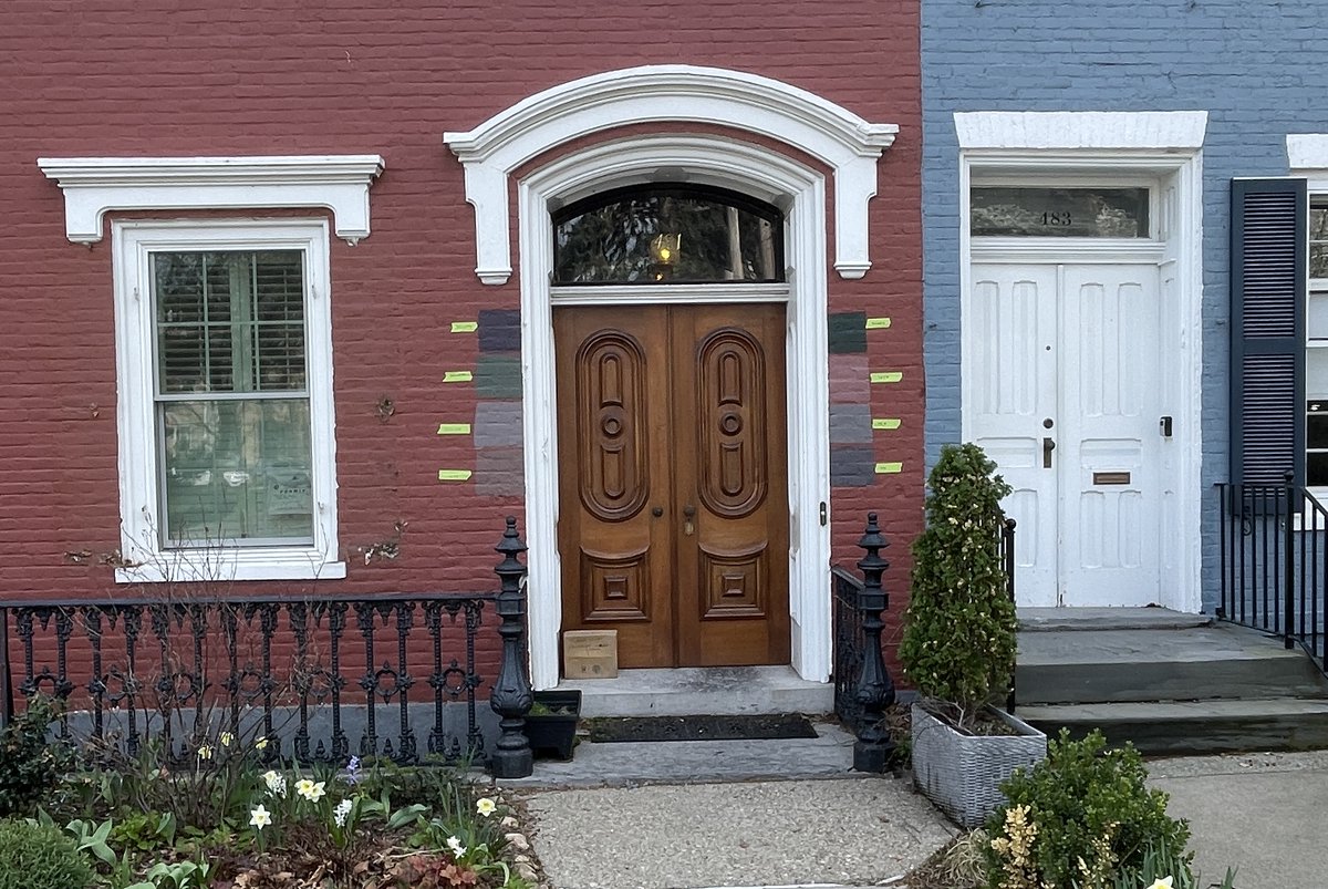 MichaelTinkler1's tweet image. This row house has been oxblood since before I got to Geneva in 1999. This week there were color swatches up! Friday, the new color! #UpstateNY #RowHouses