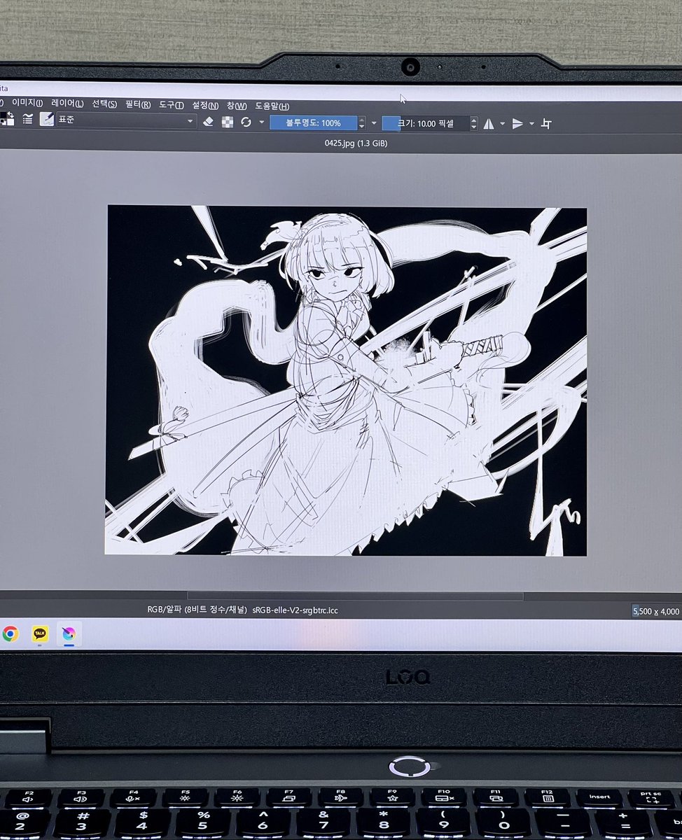 Devenzenzo tweet media