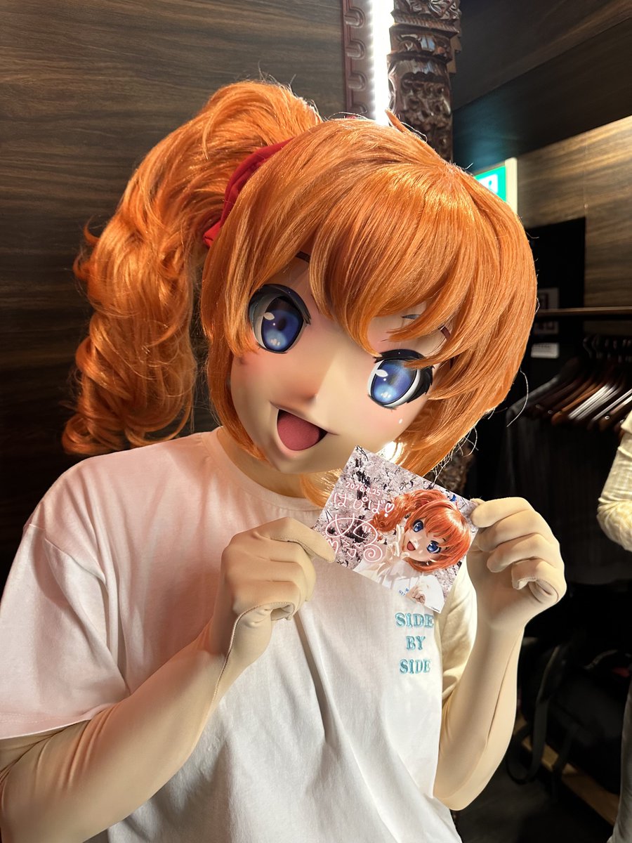 私服で元気いっぱいなめぐるとブロマイド貰った時のうんたらかんたら

本当に楽しくてあっという間な2時間でした
これが2ヶ月おきにあるってマ?
 #めぐる誕生日会 