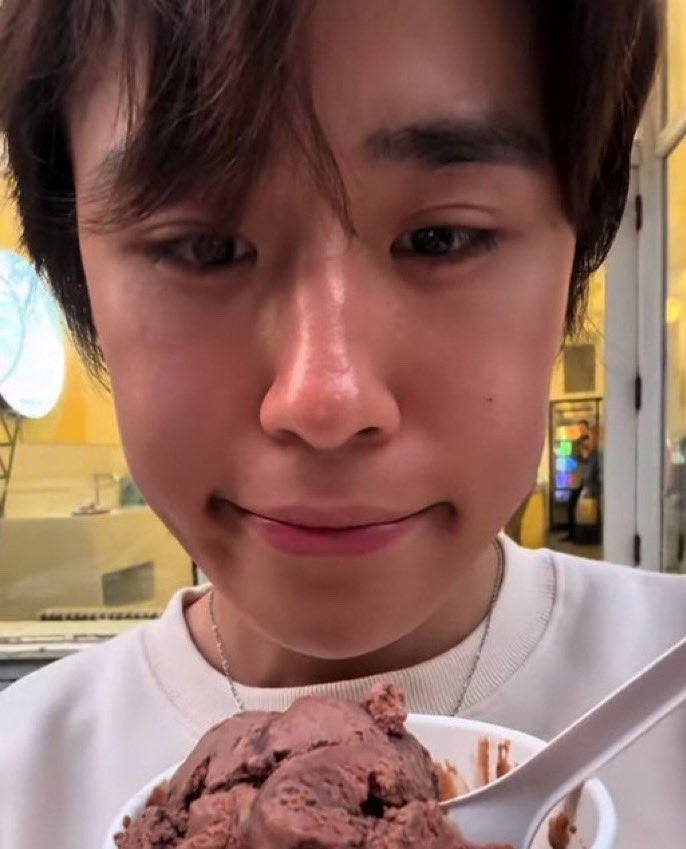 𝚝eddi ⋆ ᶻ 𝗓 𐰁 tweet media