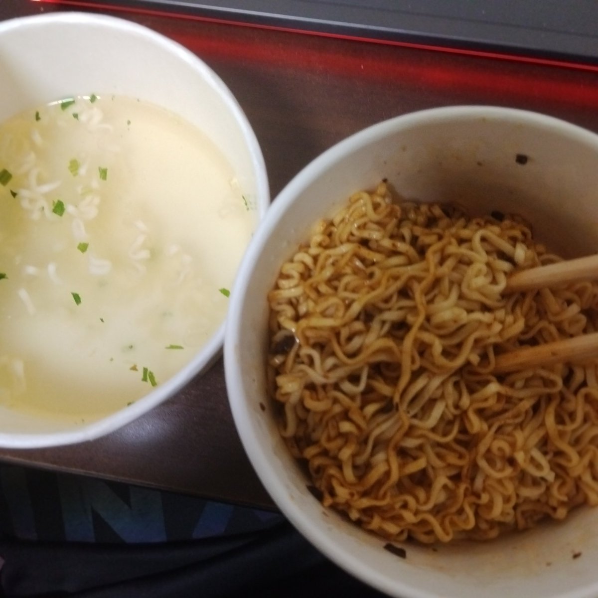 國中處男 tweet media