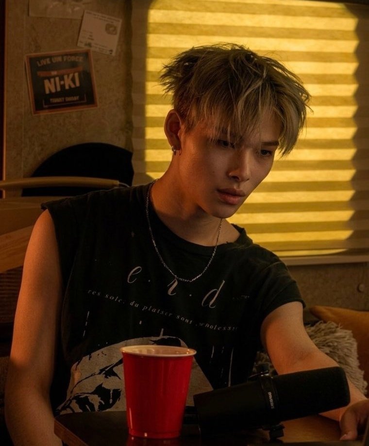 acervo ni-ki 🐆 tweet media