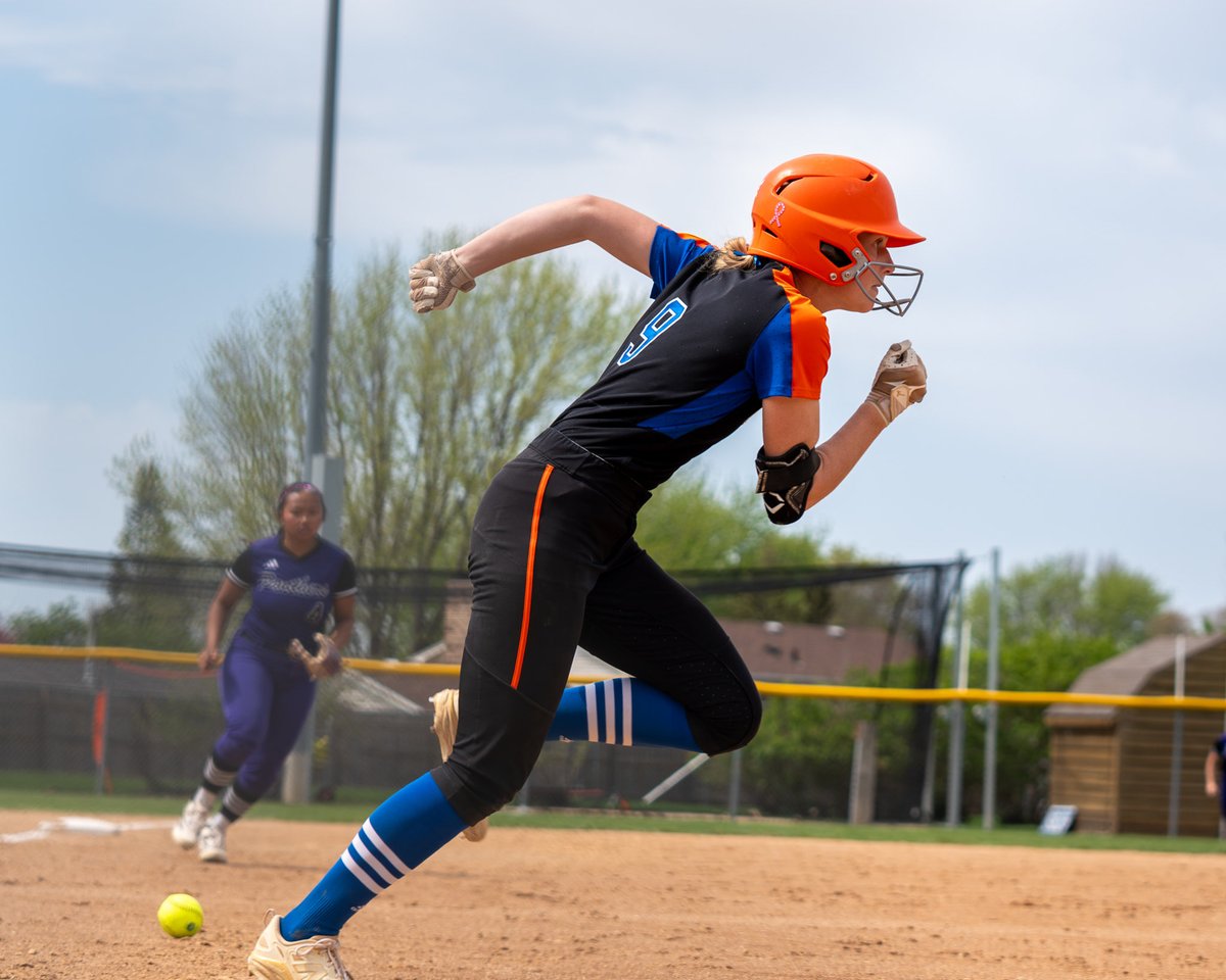 RedTail Softball tweet media