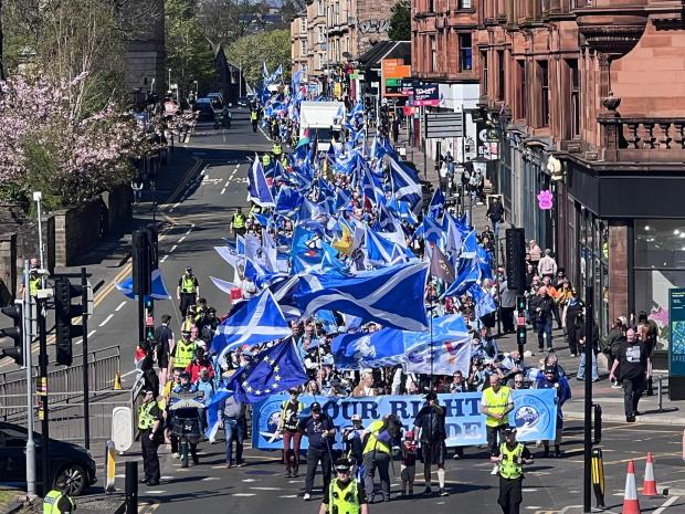 brawday's tweet photo. Independence supporters march through Glasgow city centre https://t.co/FaK3NtQVcj