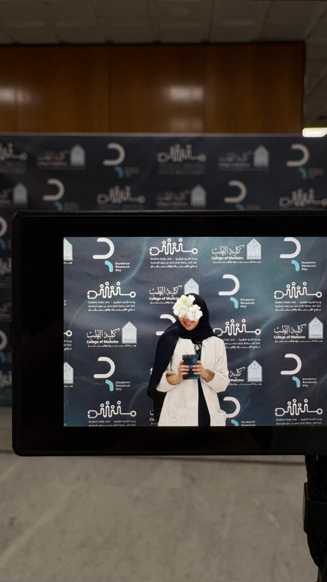 عَـريب tweet media