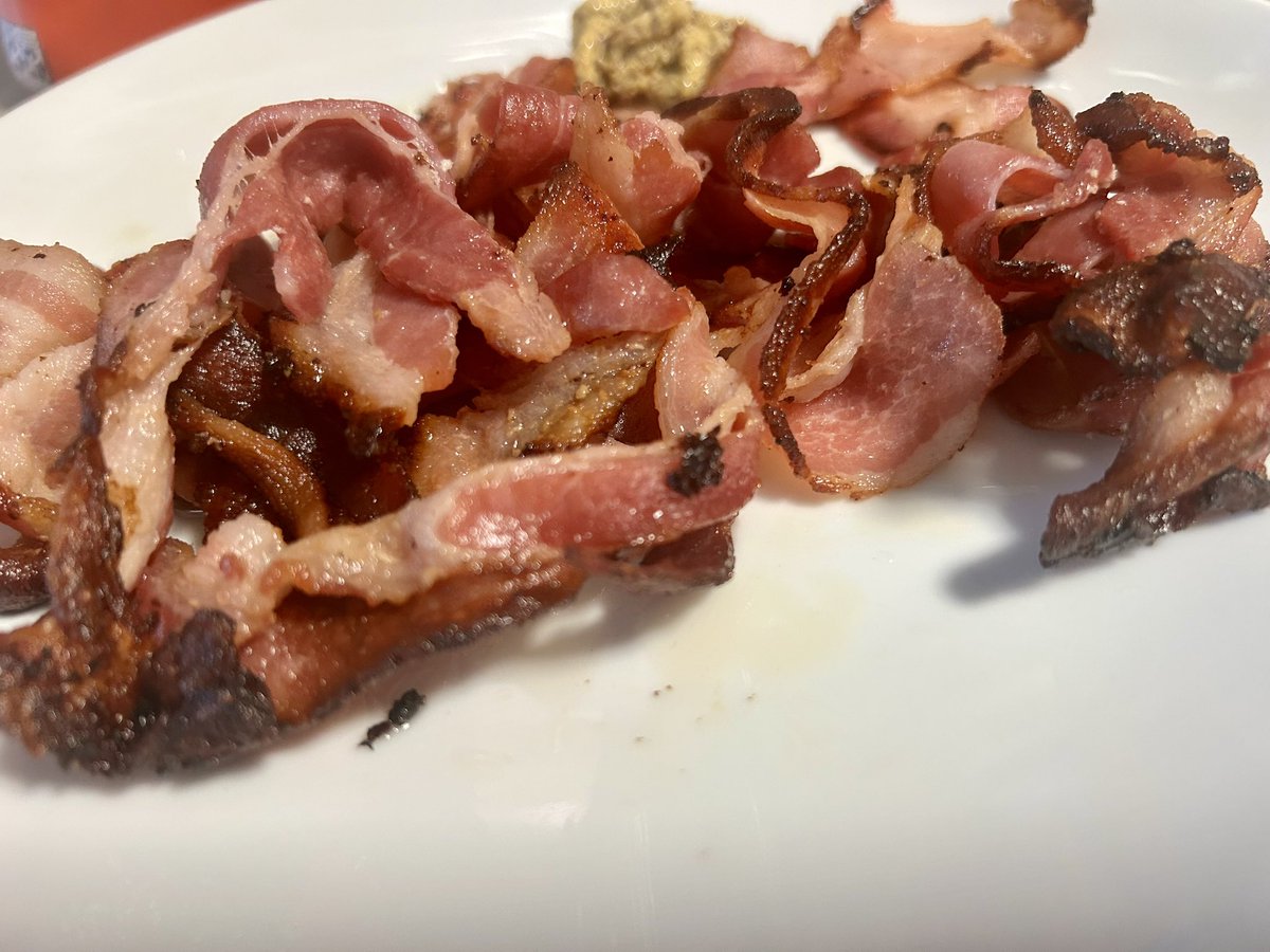 florentintise's tweet image. Good Morning indeed 😋🥓☕️
#breakfast #bacon #coffee