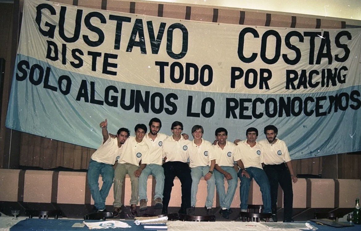 lukasaucedo_'s tweet photo. nunca estuve tan arriba de un barco como en este https://t.co/ScAysPe5gE
