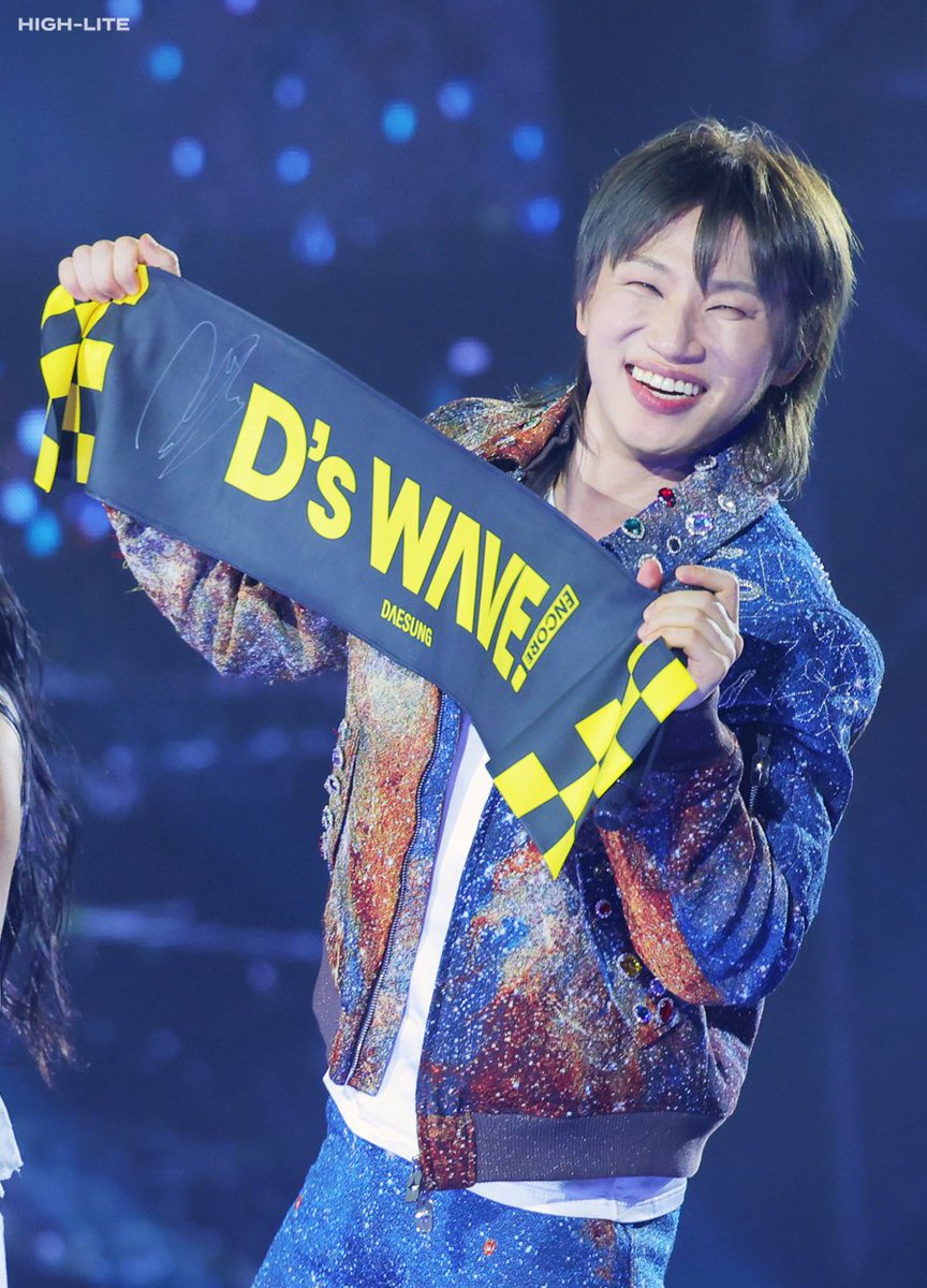 하이라이트 tweet media