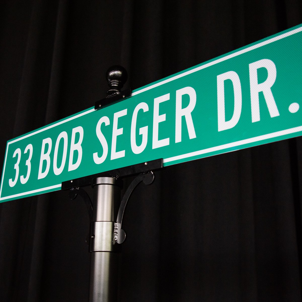 Pine Knob Music Theatre tweet media