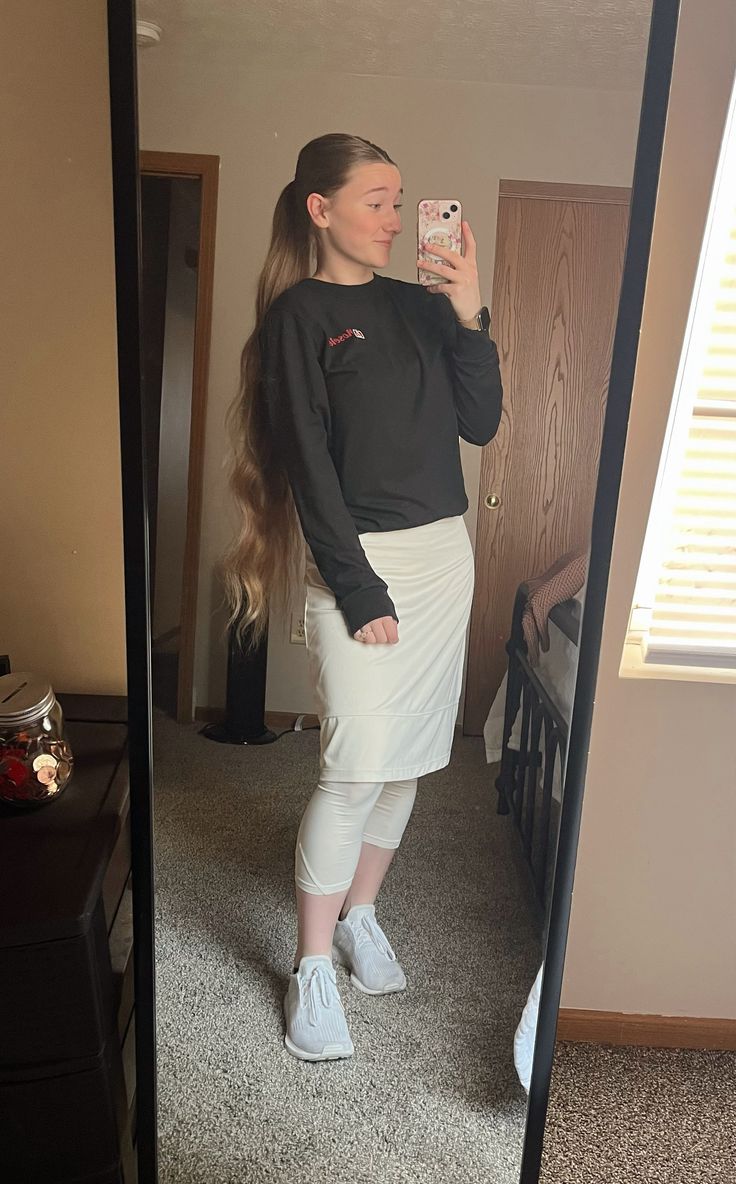 Barefoot Pregnant tweet media