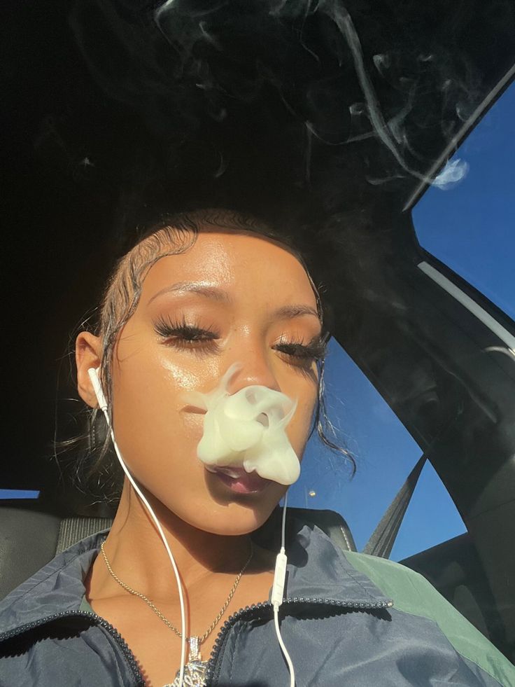 The prettiest girls smoke weed 💚>>>