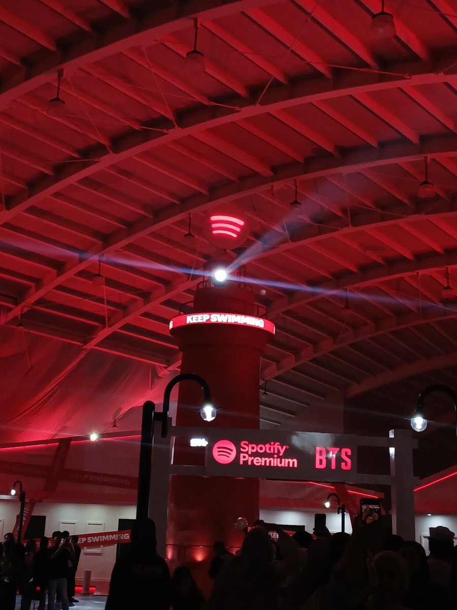 ライラ ୨୧. tweet media