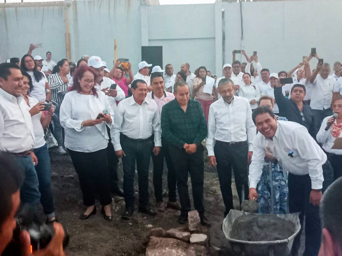 SNTE SECCION 24 tweet media