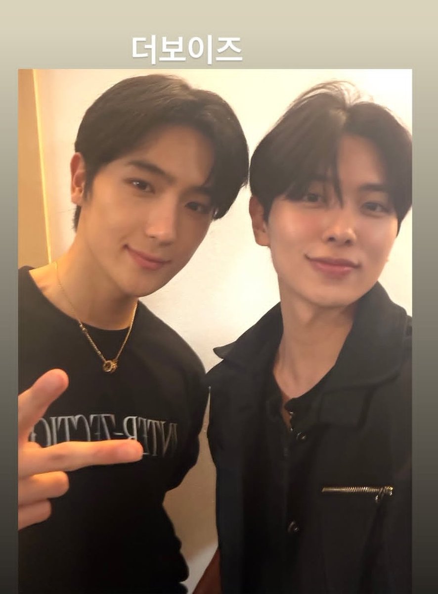 i thought it's junmin and hwannie for a sec...