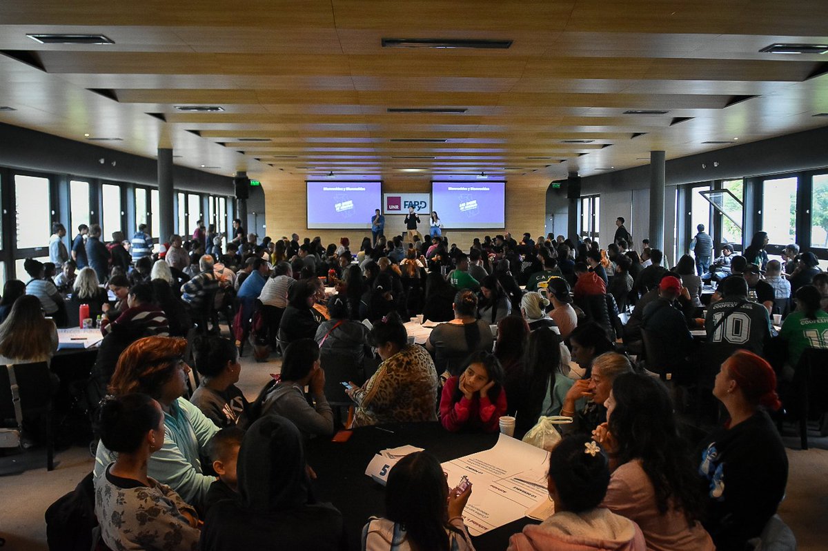 Arrancaron LAS BASES DE ROSARIO 🌞

Estamos cerca de escribir la carta orgánica de nuestra ciudad. Es el momento de encontrarnos para construir acuerdos reales.