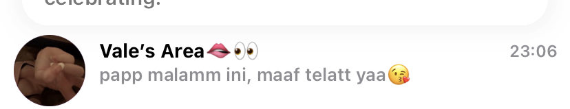 val tweet media