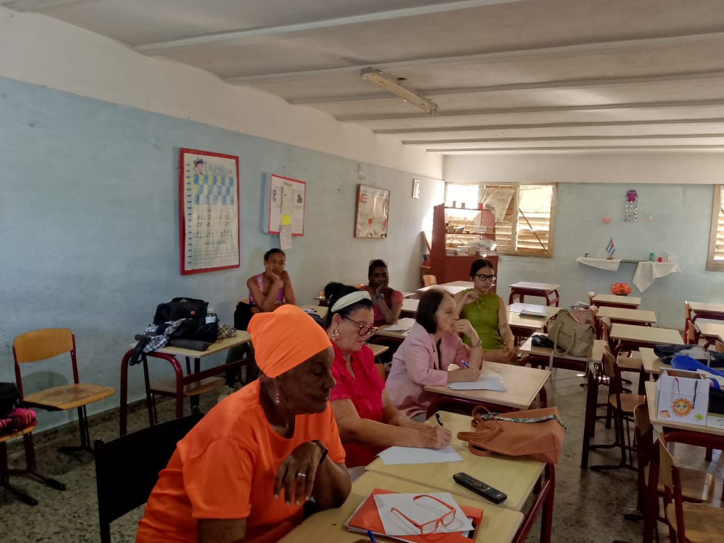 UnivArtemisa's tweet photo. En el Centro Universitario Municipal de Mariel se realizan las predefensas de las estudiantes de Licenciatura en Educación Preescolar. Un paso clave para formar a las educadoras de la primera infancia. 👩‍🏫 ¡Mucho éxito para todas! https://t.co/cRNRIZZWge