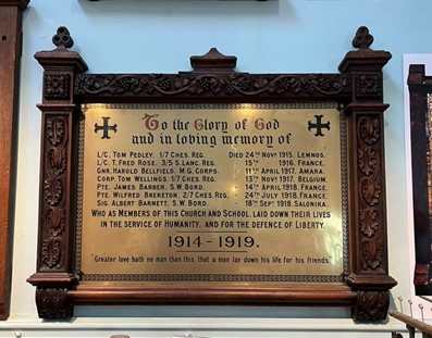 Warmemoria52861's tweet image. Thomas Pedley - Lance Corporal 1st/7th Cheshire Regiment. Died on board the hospital ship HMHS Guildford Castle on 24th November 1915. His name appears on the Church Street West Methodist Chapel War Memorial. #WW1 #Macclesfield #LestWeForget
