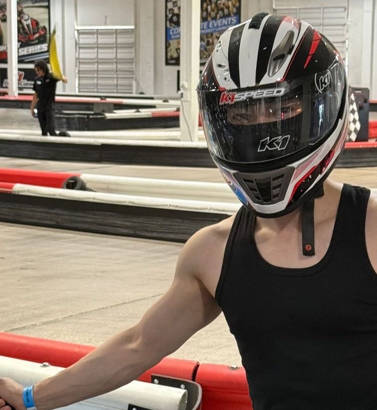 yeosang pics tweet media