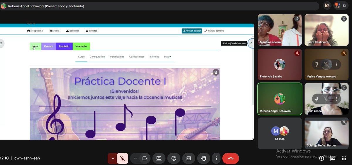 fdevunahur's tweet photo. Cerrando hoy la cursada de Chacabuco 2, con la última #salidadidáctica a las #aulasexpandidas para la Formación Docente. 
¡Felicitamos a las y los futuros licenciados en Educación! Todos los grupos pudieron experimentar otra forma de disputar sentidos en el  #ciberespacio https://t.co/O9fQo2TyIF