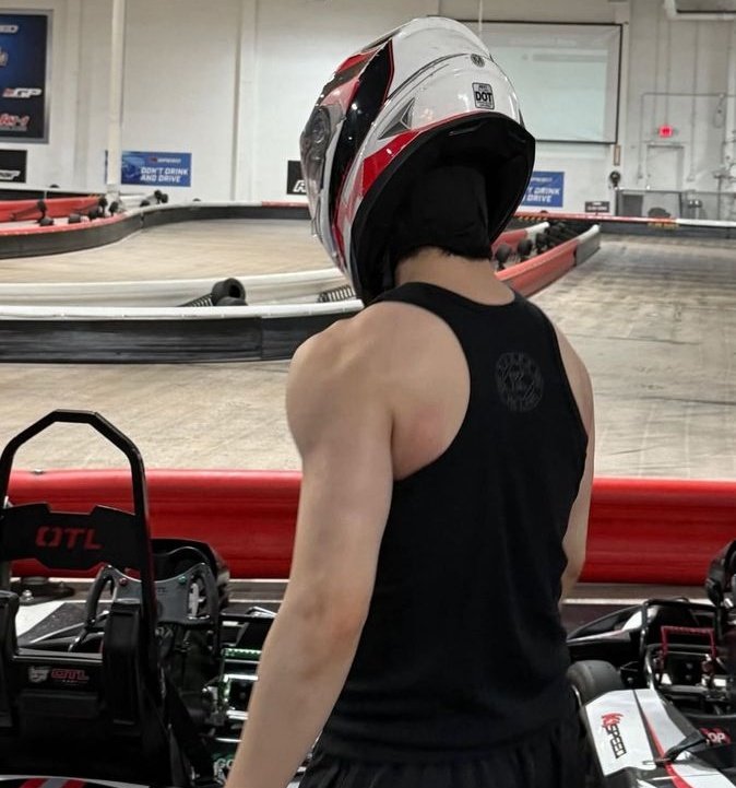 yeosang pics tweet media