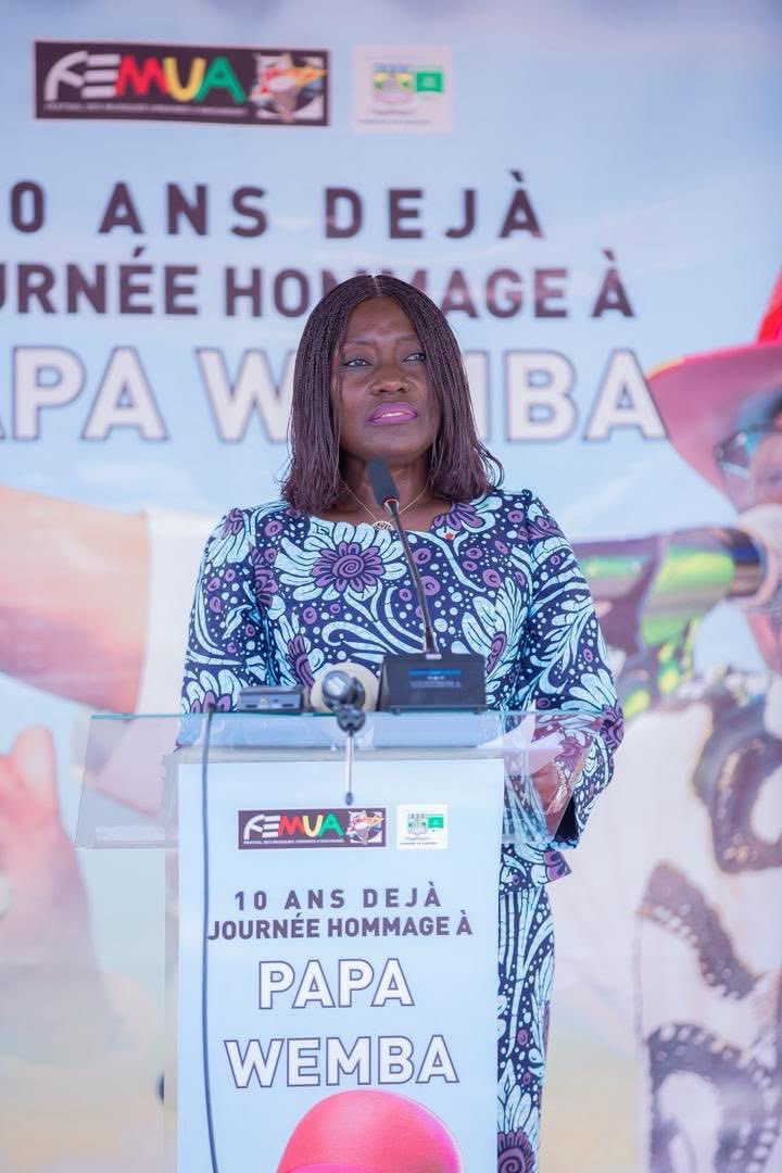 R A E 🍁🇨🇩 tweet media