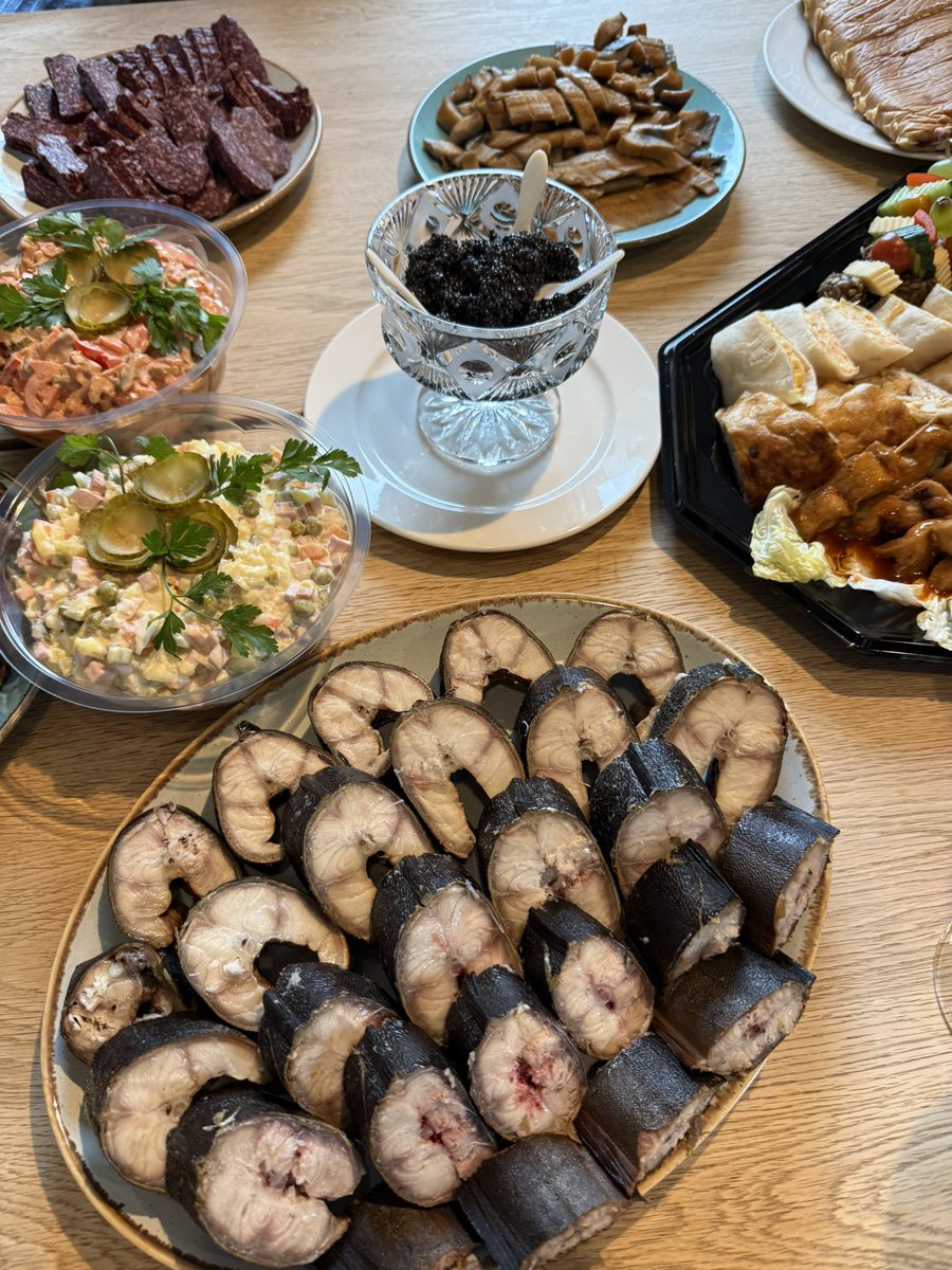 Master Yoda tweet media