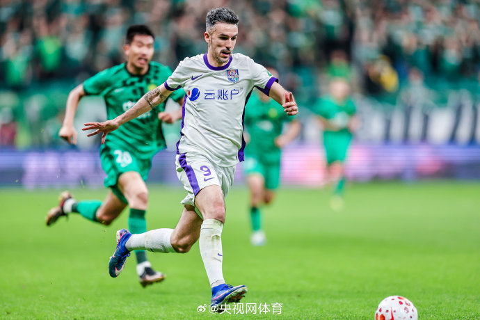 HotpotFootball's tweet image. GUOAN KILLER🗡️

Alberto Quiles scored a brace in Tianjin Jinmen Tiger 4-2 away win over Beijing Guoan. The 30 yo🇪🇸ST became the 1st player to score at least 2 goals in 3 consecutive #CSL games against Beijing Guoan.

02/4/2025 H2⃣-2⃣⚽️⚽️
03/8/2025 A2⃣-2⃣⚽️⚽️
25/4/2026 A2⃣-4⃣⚽️⚽️