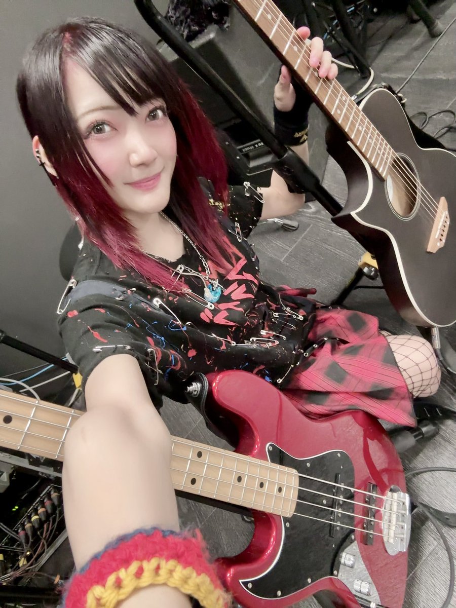 Rimi_nsmt's tweet photo. #アライブ 2nd LIVE終了しました！

挑戦も多々ありましたが、みんなの笑顔が見られて心から安心しました。
いっしーにも届いたと思う❤️‍🔥

これからも、全力で走り続けていきます。
もう次のライブのこと考えてるよ笑

だから信じてついて来てください！
ありがとうございました！！❤️

#いっしー笑って https://t.co/QTrbbur39U