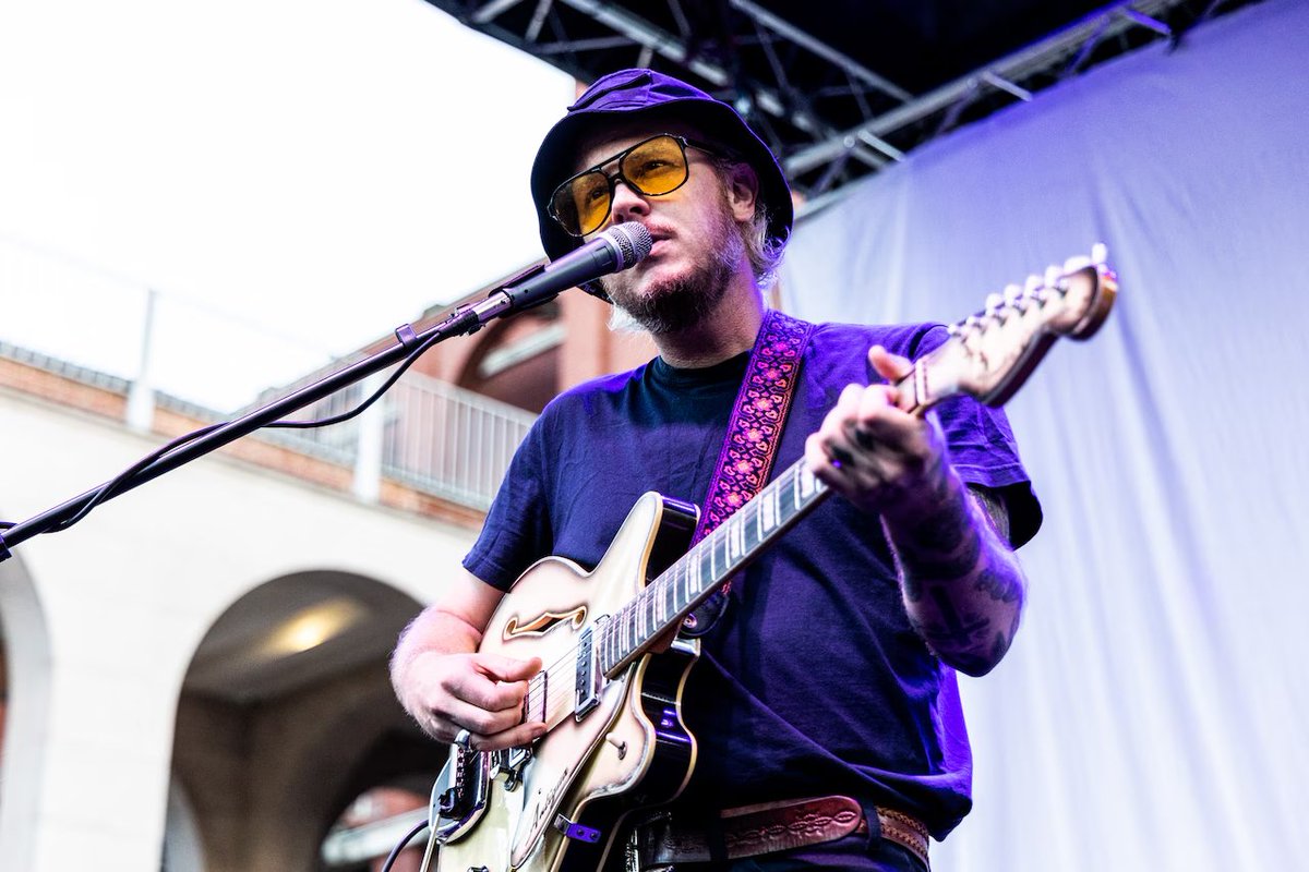 resilient333's tweet image. And...'suddenly'😪💔
*Taylor Kirk-44-Canada
*'Popular and influential Canadian Singer-Songwriter, Frontman and creative force behind the band 'Timber Timbre '
*April 14, 2026
*Tragically, Taylor died suddenly and unexpectedly.  
*‘We are devastated’
*No Cause of Death Reported.