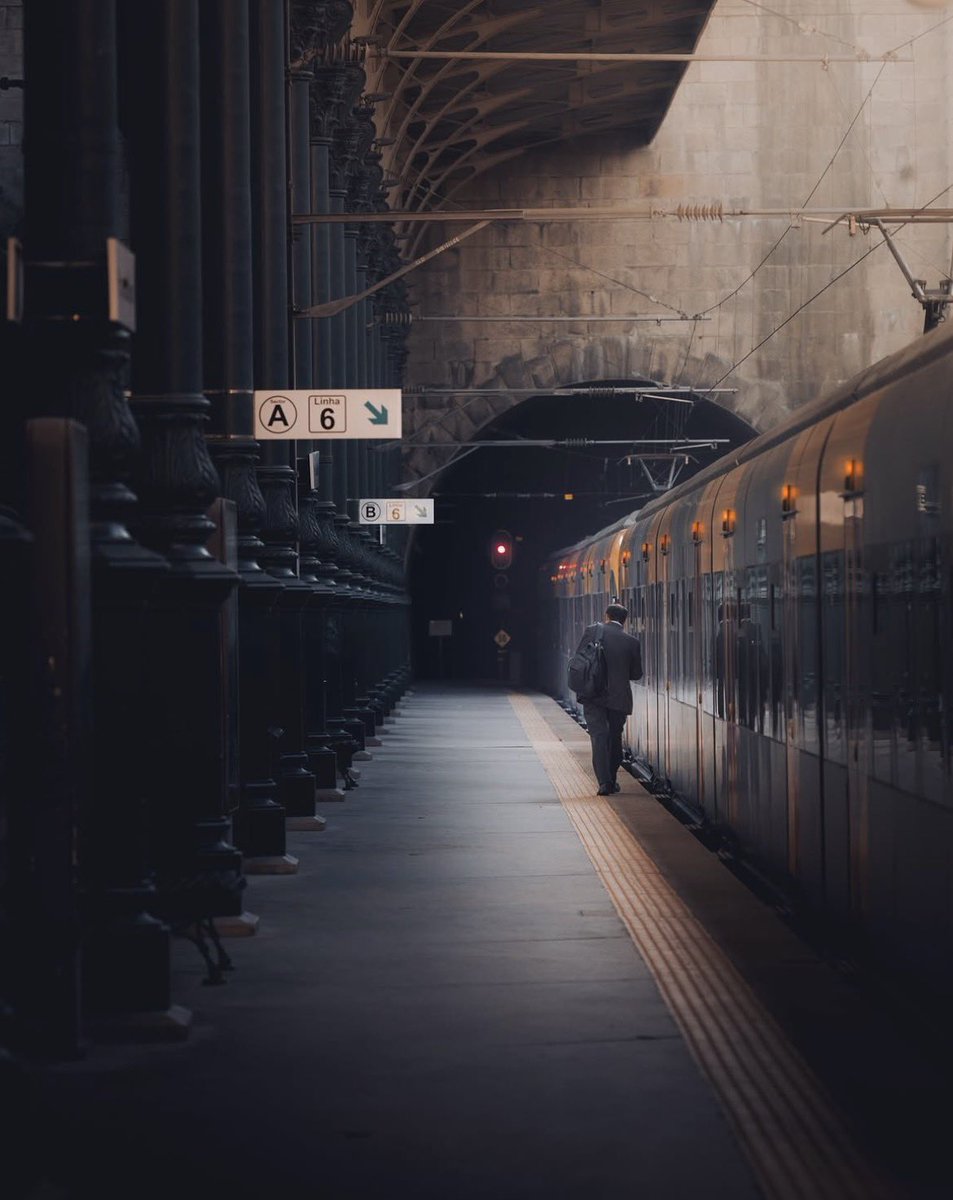 the_gpc_'s tweet image. At the iconic Porto train station 📸