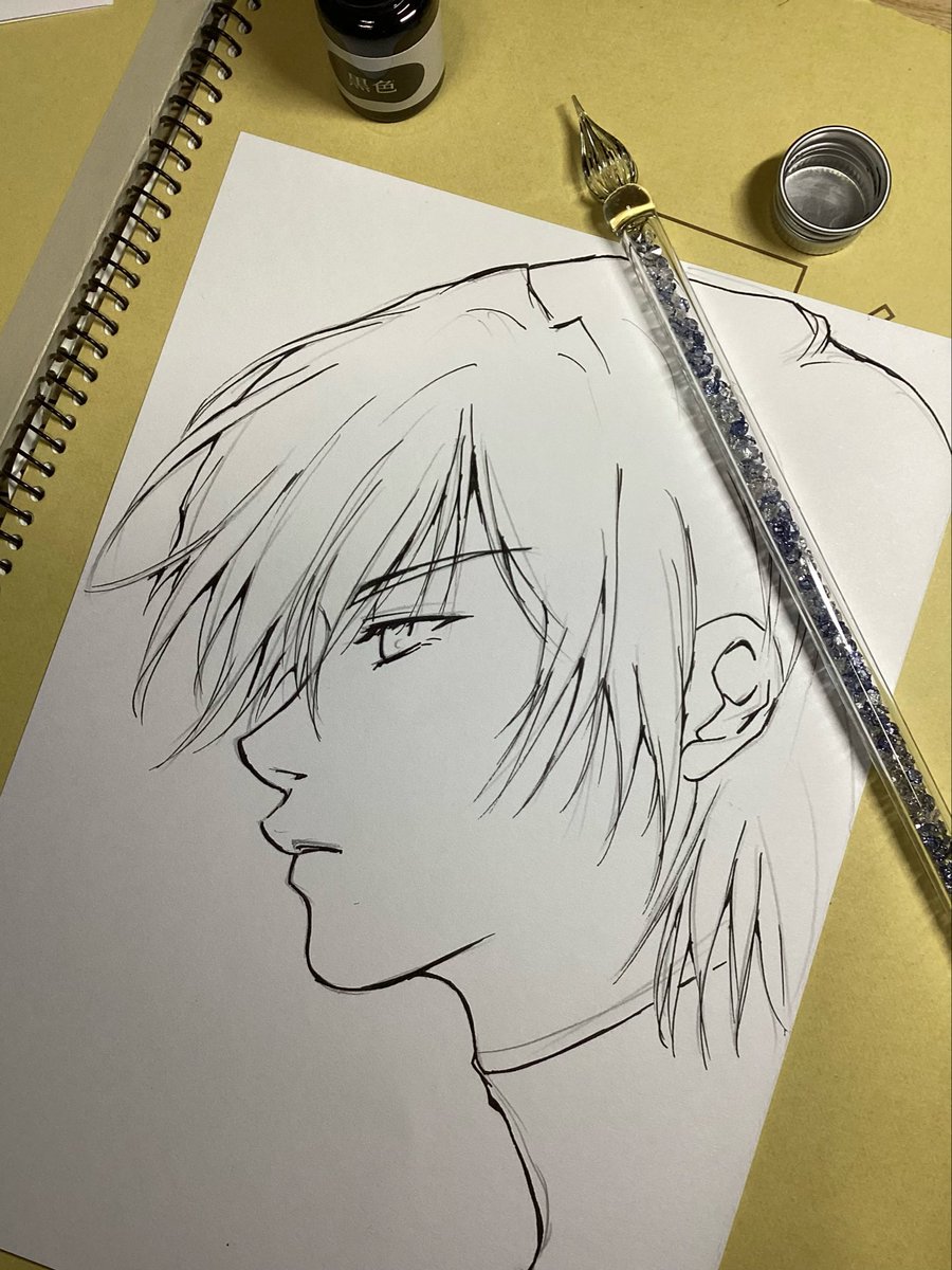 10932orange's tweet photo. ロレのエペ見ながら描き描き。
ガラスペンでペン入れ楽しい😃😃😃
やっぱ自分デジタルよりアナログですな。
コピック買い直そうかな。 https://t.co/ygl8OGdtrc