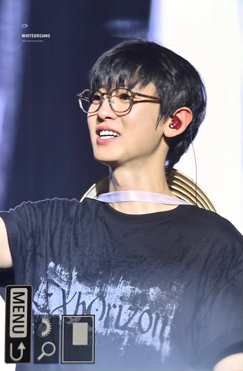 260425 EXhOrizon in Ho Chi Minh 
베트남 완전 오랜만!! 🇻🇳❤️‍🔥❤️‍🔥
#EXhOrizon_in_HCMC #찬열 #chanyeol