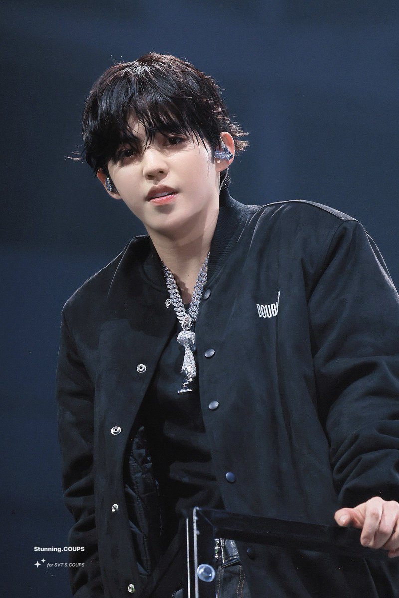 Stunning.COUPS tweet media