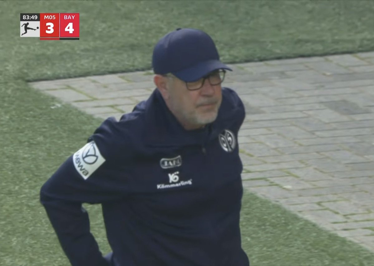 O técnico do Mainz sem acreditar kkkkkk

O Bayern perdia por 3 x 0 até os 53 minutos