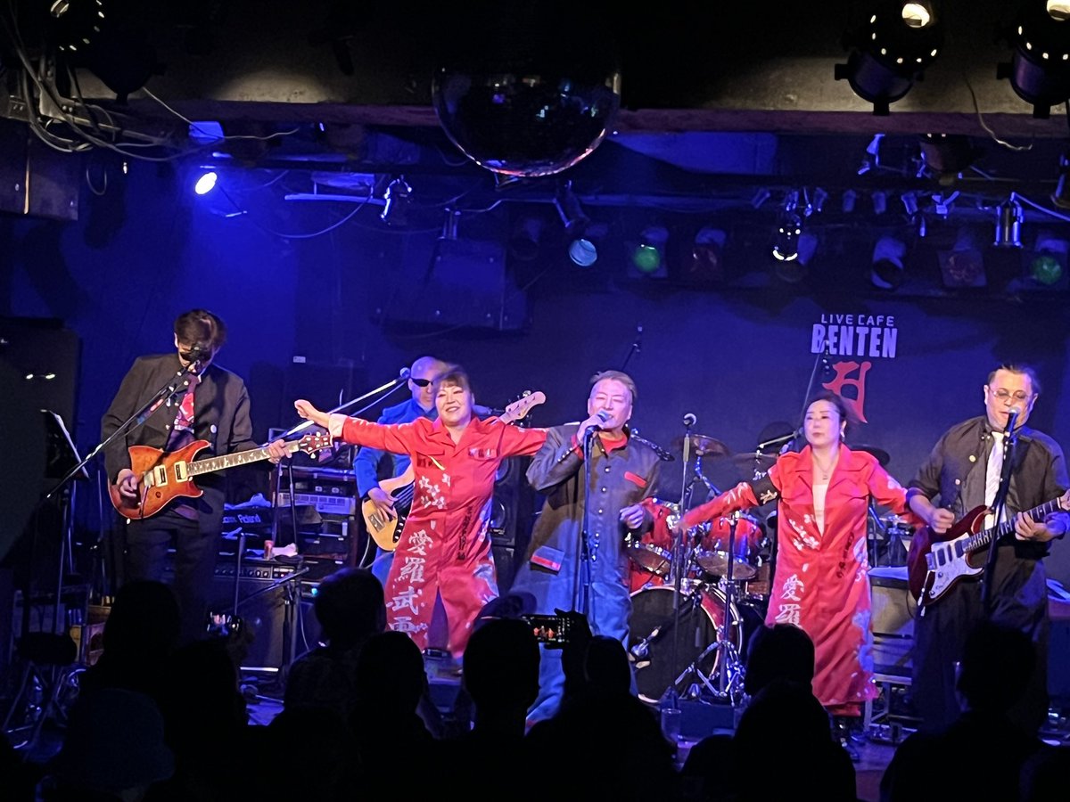 RaspberryaMaria's tweet photo. 今日の【なるきんワンマンライブ】
令和、平成、昭和の3部制になっていて
観客にも演者にも優しい休憩付き♪
初めて観た時からなるきん愛に目覚めてしまい今日もどんだけか⁈てくらい楽しませてもらいました♡
なるきんメンバーさん
お疲れさまでしたー！！ありがとう✨ https://t.co/x2BIvAemf2